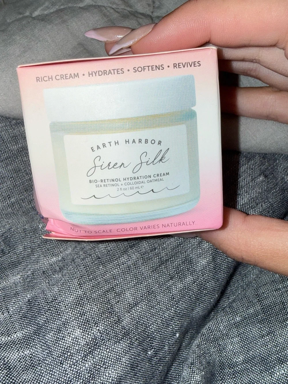 New in box Earth Harbor Siren Silk Hydration Cream - NEW